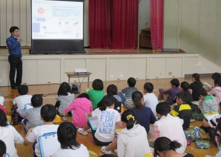 社会科見学の様子