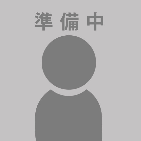小松仁実氏