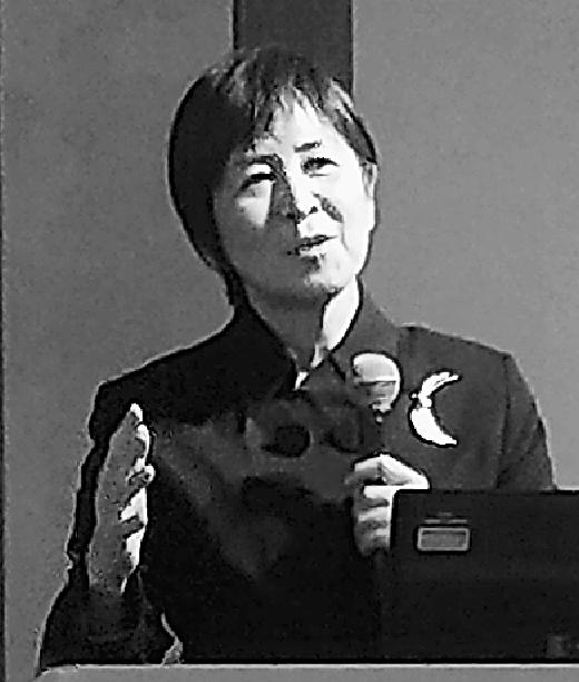 伊藤明子氏